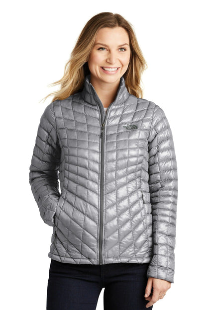 TNF  ¨  Women's ThermoBall  ™  Trekker Jacket. NF0A3LHK